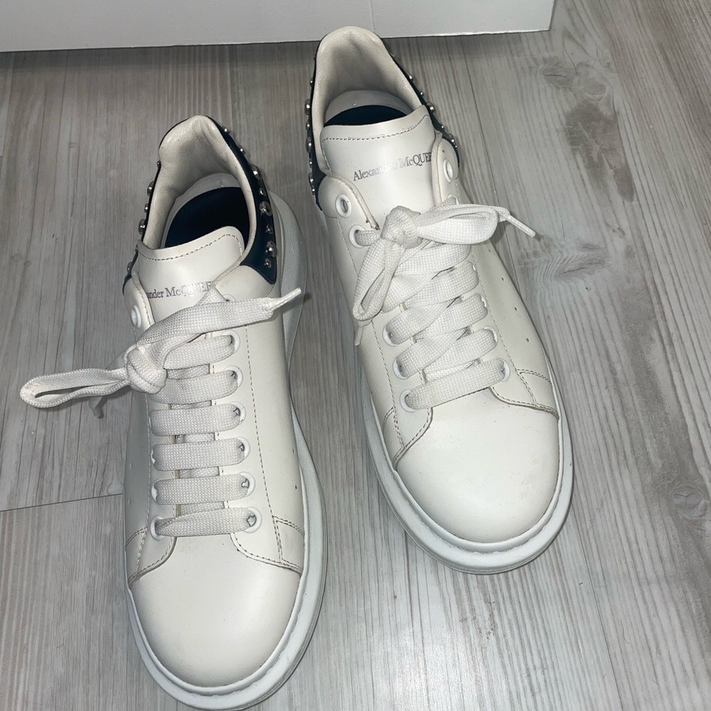Alexander McQueen White and Black Men's Sneakers